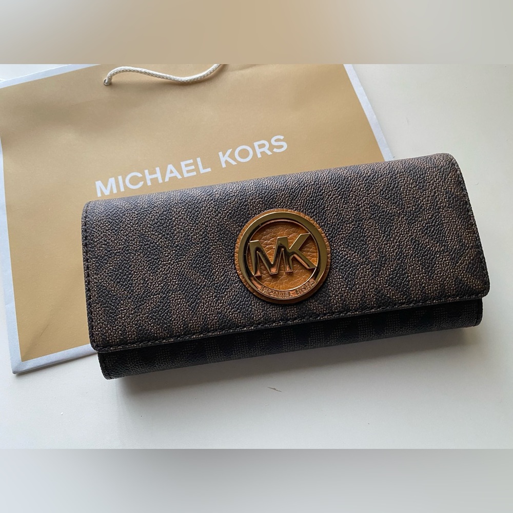 Michael Kors Long Wallet For Women NEW